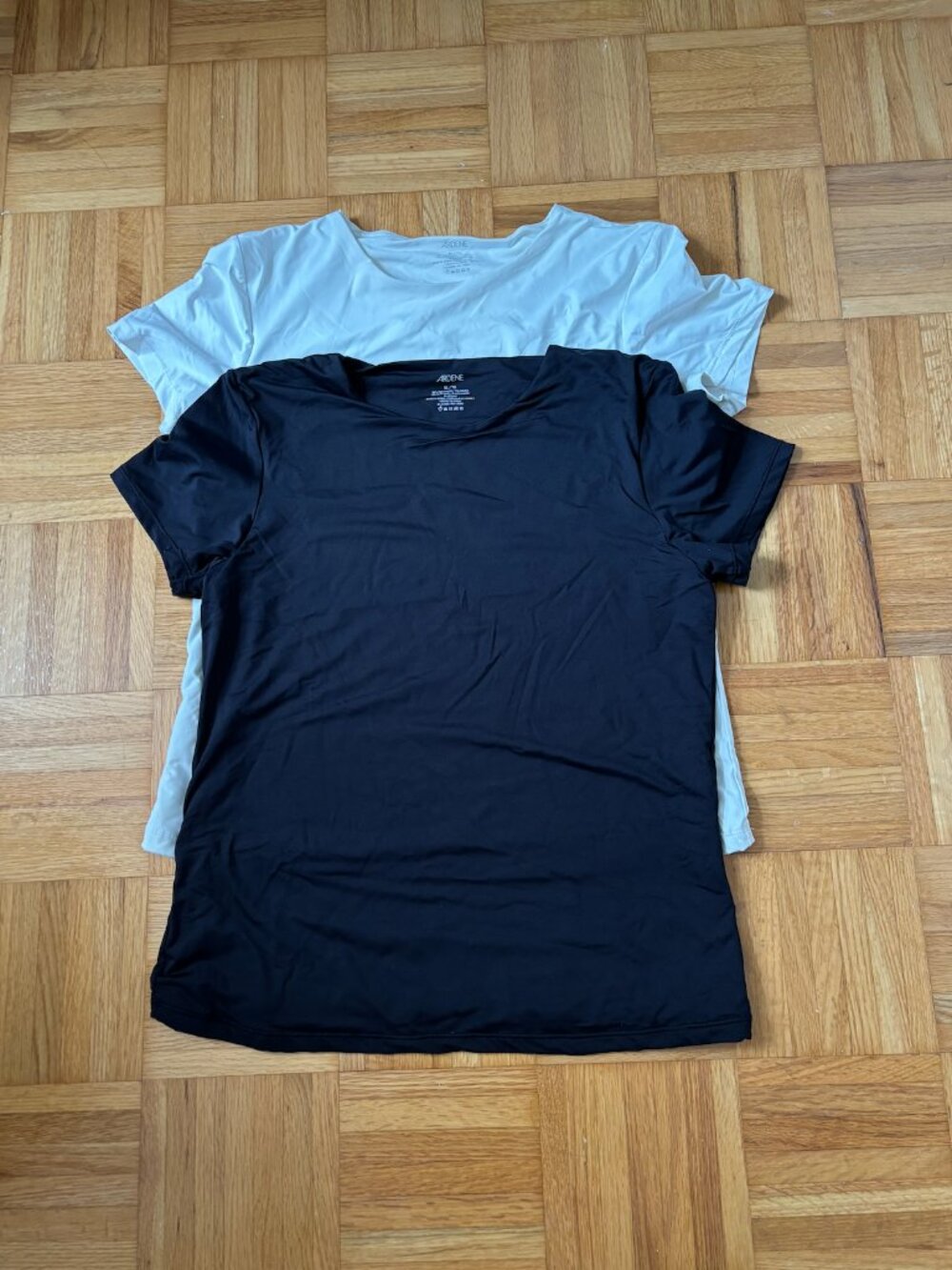 Ardene Basic Crew Neck Short Sleeve T-Shirt Bundle | Black & White | Women's XL